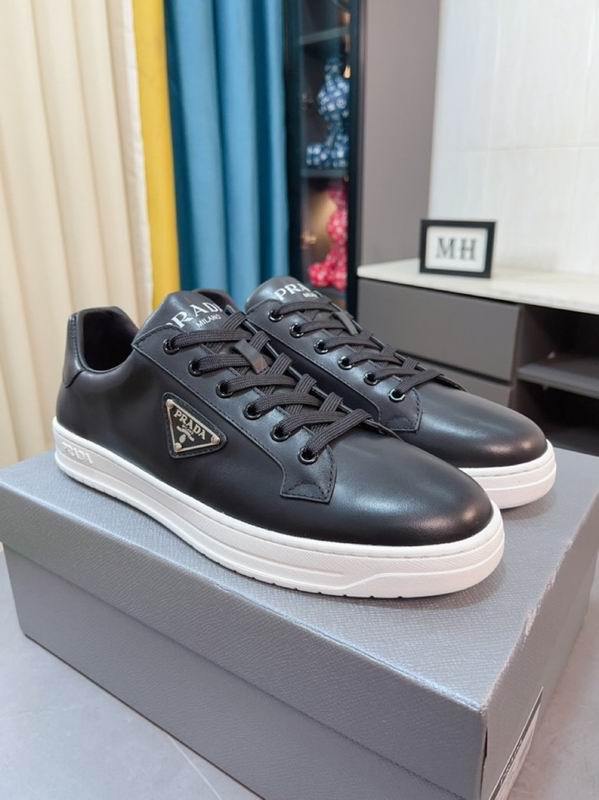 Prada Men's Shoes 125